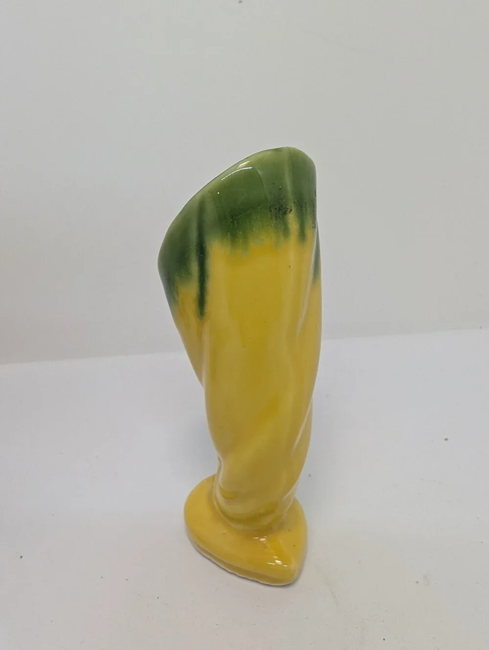 Vtg Shawnee Pottery Cornucopia Yellow and Green Swirl Mini Bud Vase